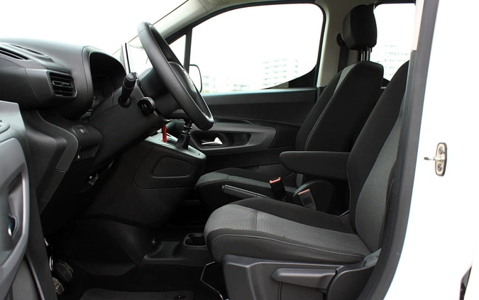 Toyota Proace City Verso cena 89899 przebieg: 69900, rok produkcji 2021 z Sławno małe 172